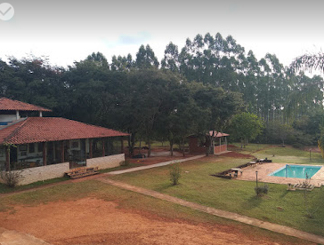 Vista aérea da Pousada Recanto do Guará com piscina